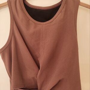 Taupe TWIST Front Crop Top sz L